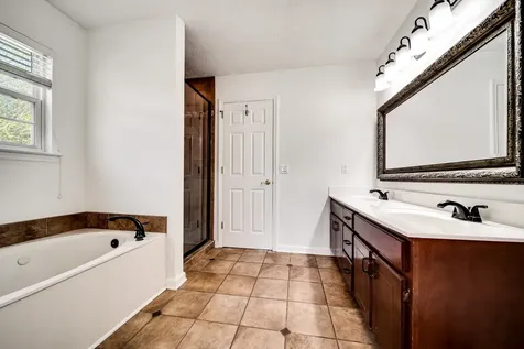 1006 Victoria Ln, W Hendersonville TN 37075