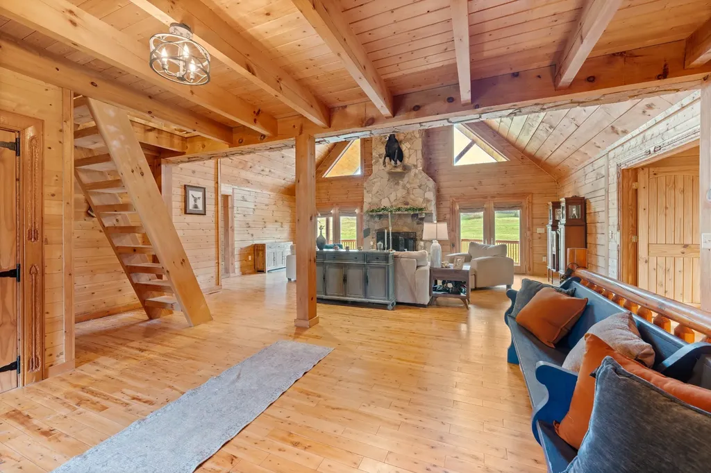 2063 Kennedy Creek Road Auburntown TN 37016