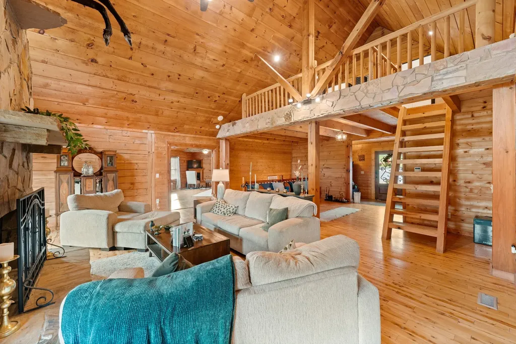 2063 Kennedy Creek Road Auburntown TN 37016