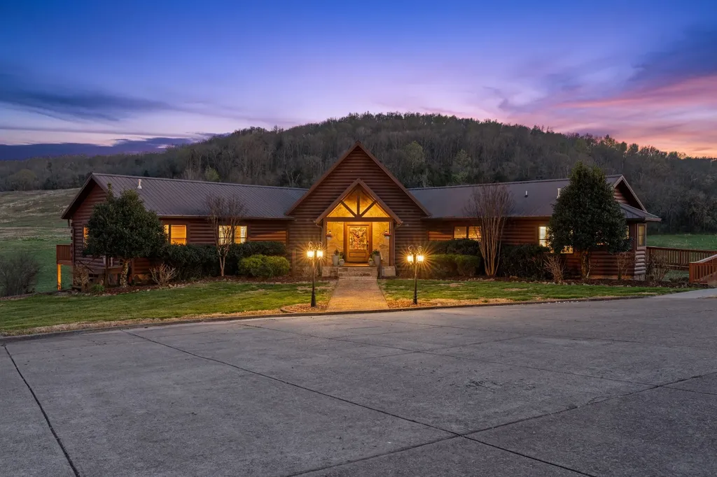 2063 Kennedy Creek Road Auburntown TN 37016