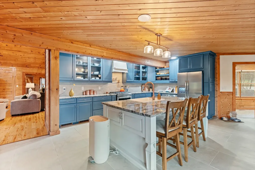 2063 Kennedy Creek Road Auburntown TN 37016