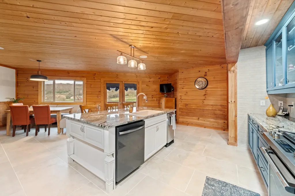 2063 Kennedy Creek Road Auburntown TN 37016