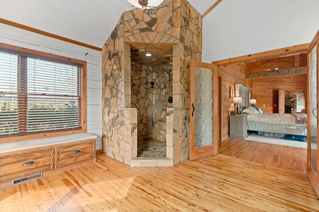 2063 Kennedy Creek Road Auburntown TN 37016