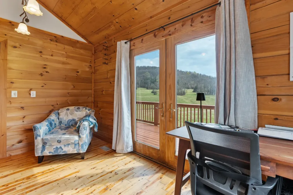 2063 Kennedy Creek Road Auburntown TN 37016