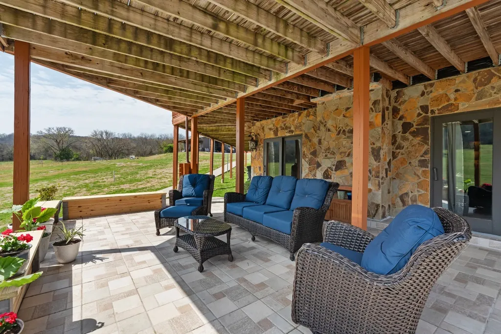 2063 Kennedy Creek Road Auburntown TN 37016