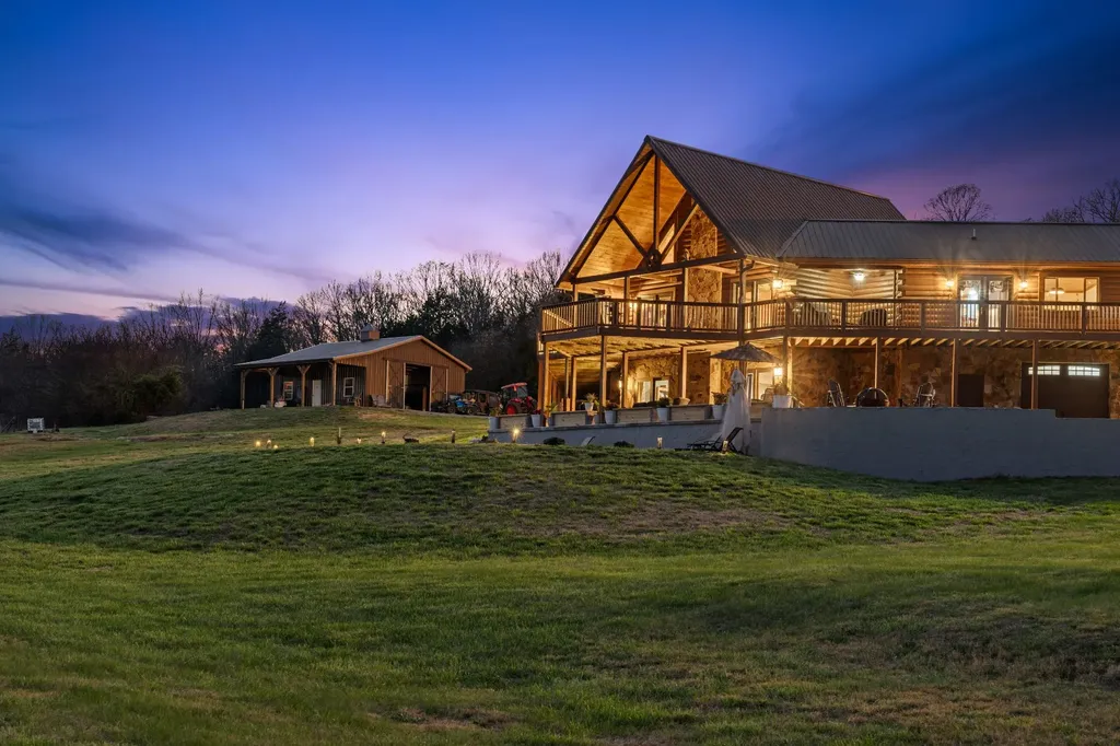 2063 Kennedy Creek Road Auburntown TN 37016