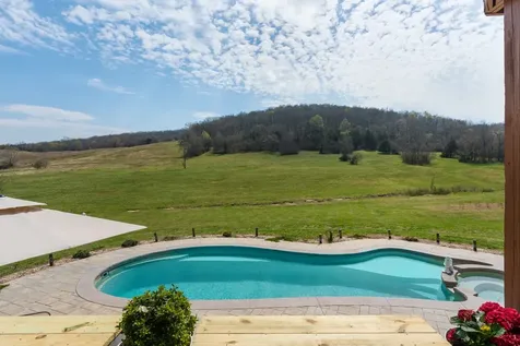 2063 Kennedy Creek Road Auburntown TN 37016