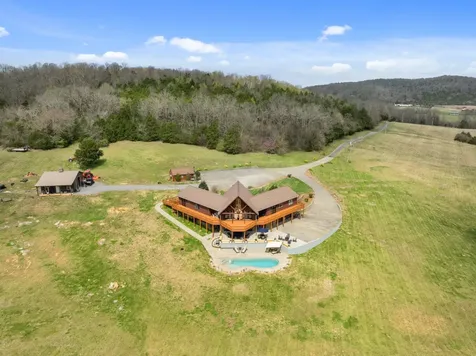 2063 Kennedy Creek Road Auburntown TN 37016