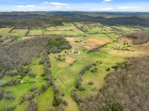 2063 Kennedy Creek Road Auburntown TN 37016