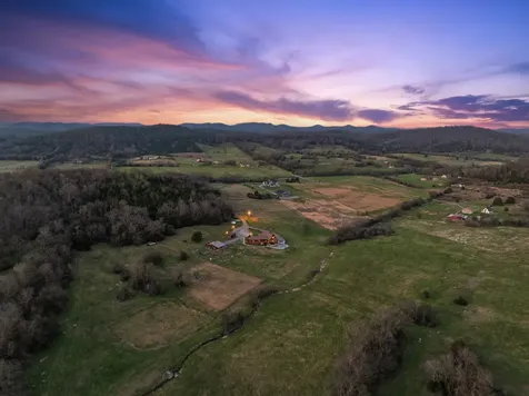 2063 Kennedy Creek Road Auburntown TN 37016
