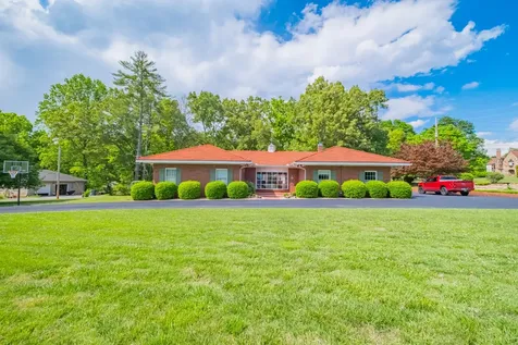 200 Westbrook Lane McMinnville TN 37110