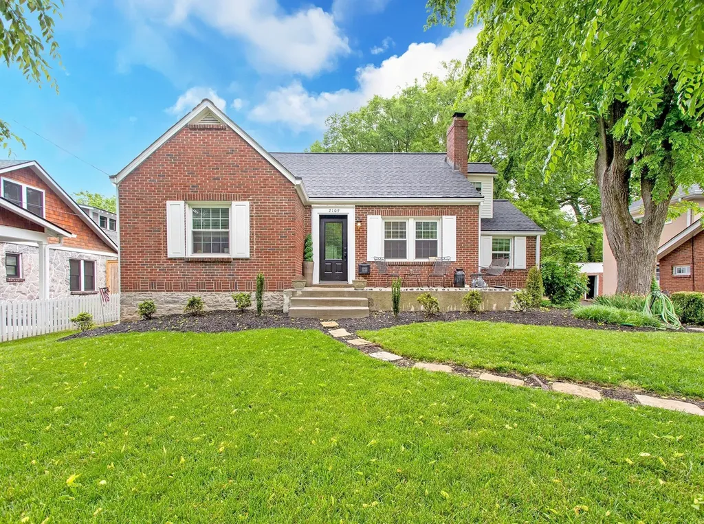 2109 Natchez Trace Nashville TN 37212