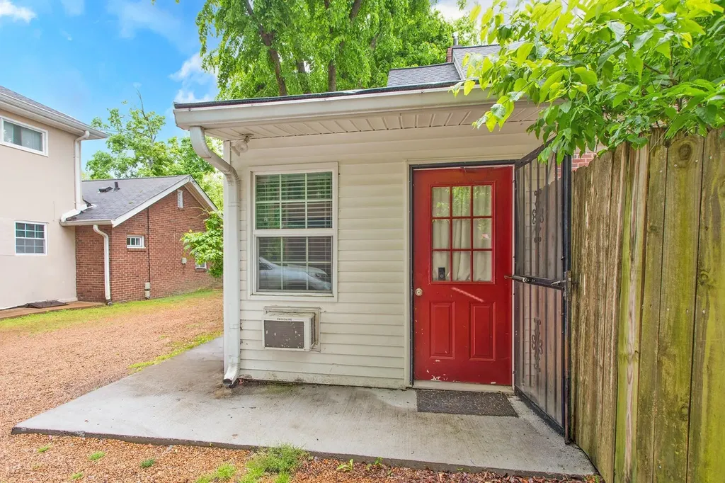 2109 Natchez Trace Nashville TN 37212