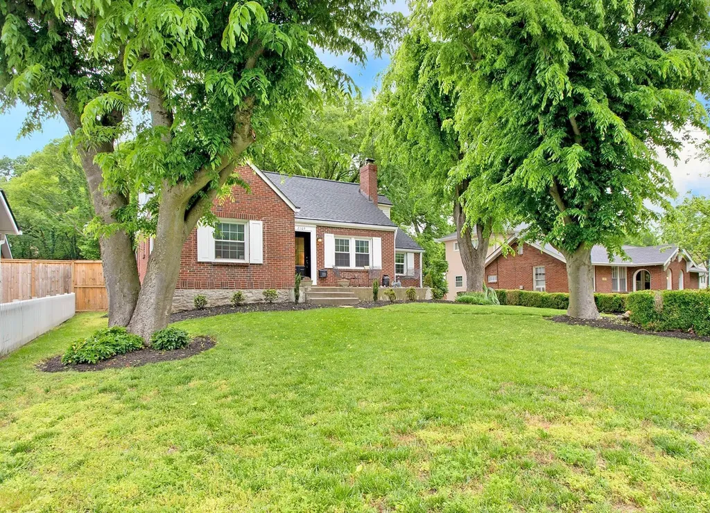 2109 Natchez Trace Nashville TN 37212