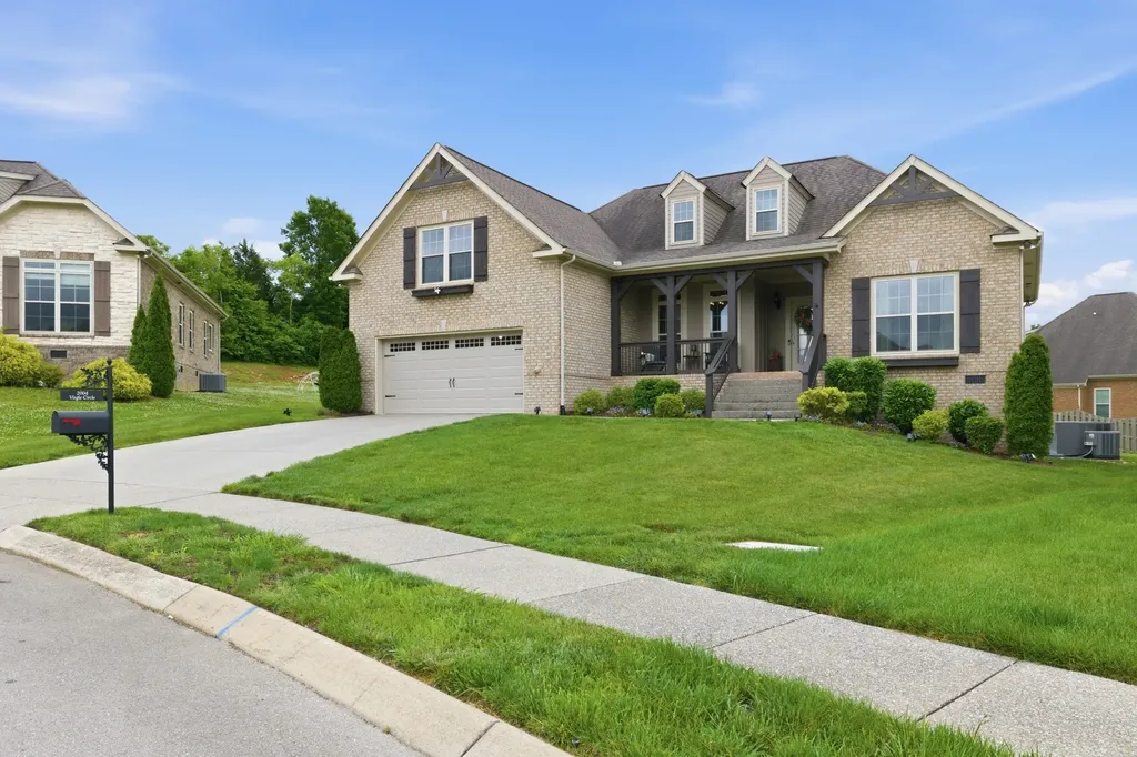2004 Virgle Circle Spring Hill TN 37174