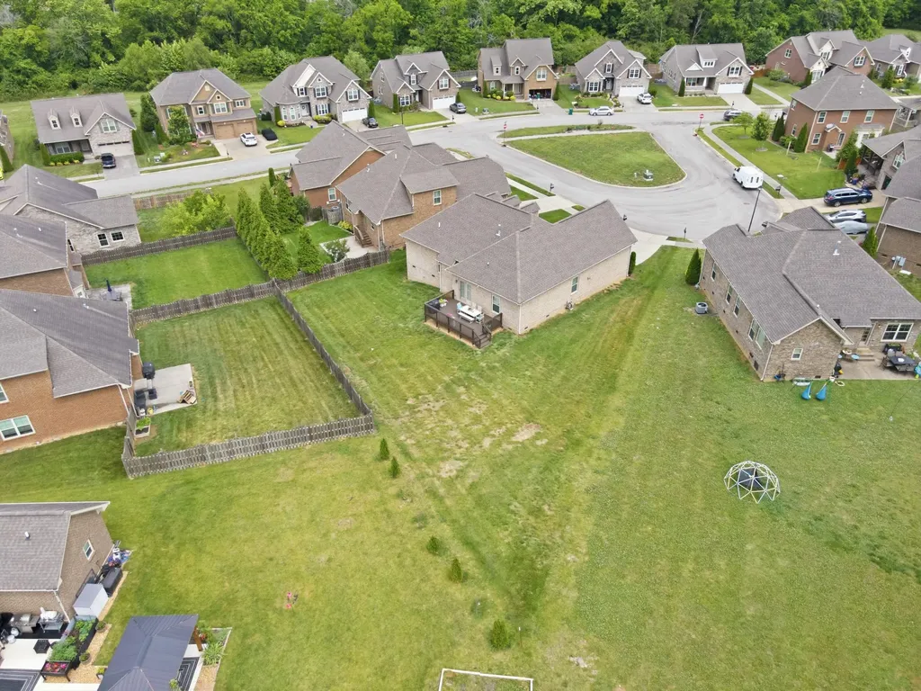 2004 Virgle Circle Spring Hill TN 37174
