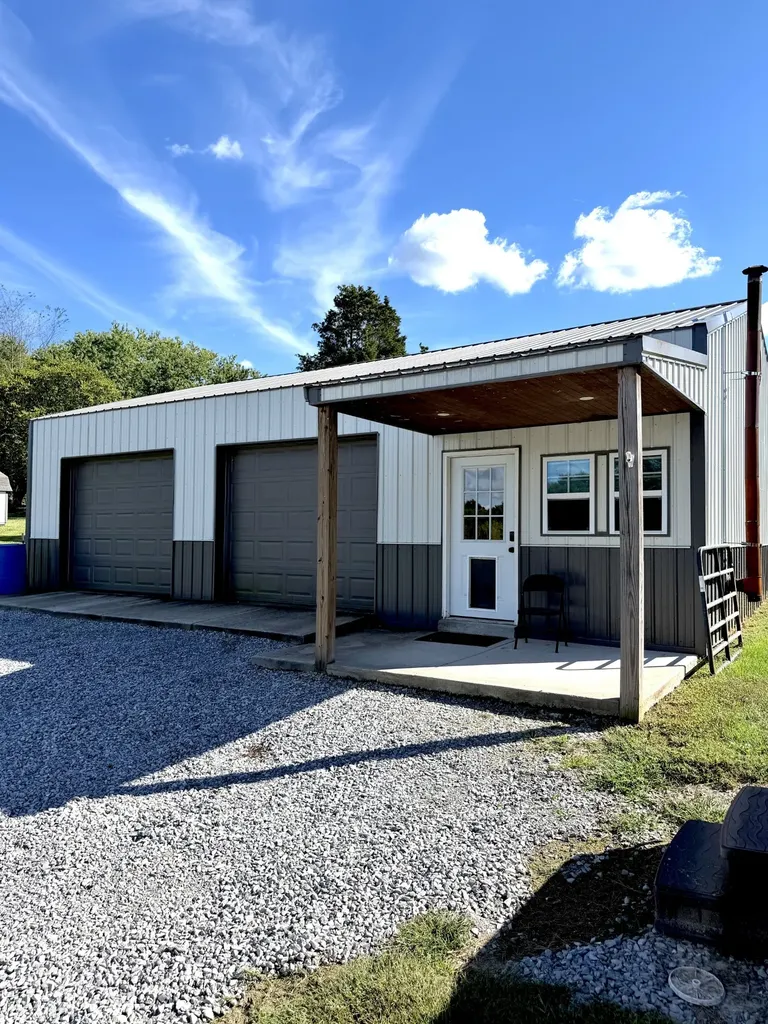 356 Lee Road Cottontown TN 37048