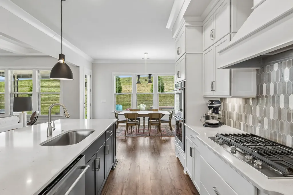 3201 Chase Point Drive Franklin TN 37067
