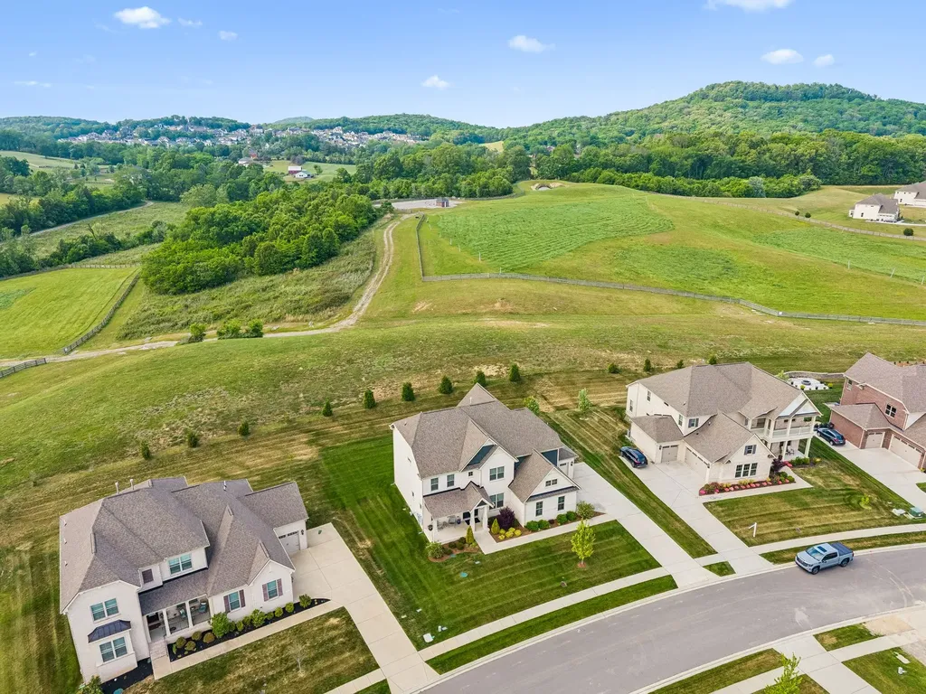 3201 Chase Point Drive Franklin TN 37067