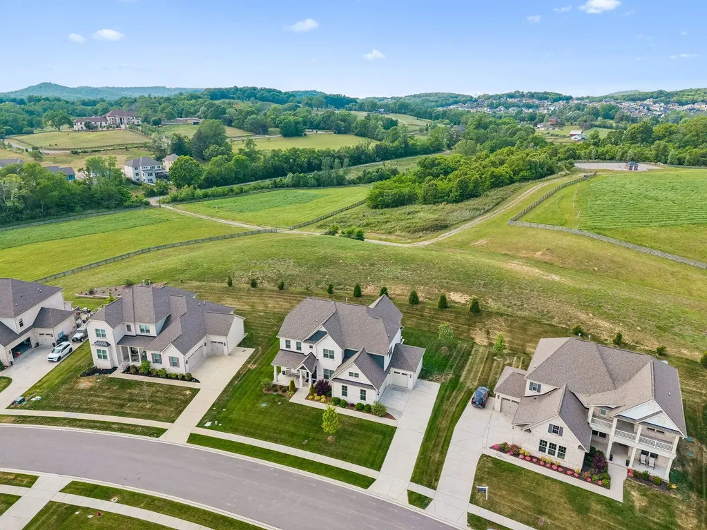 3201 Chase Point Drive Franklin TN 37067
