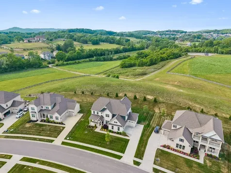3201 Chase Point Drive Franklin TN 37067