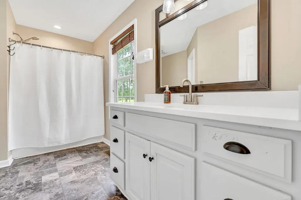 125 Hickory Ridge Lane Hartsville TN 37074