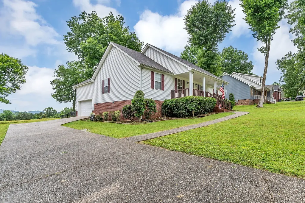 125 Hickory Ridge Lane Hartsville TN 37074