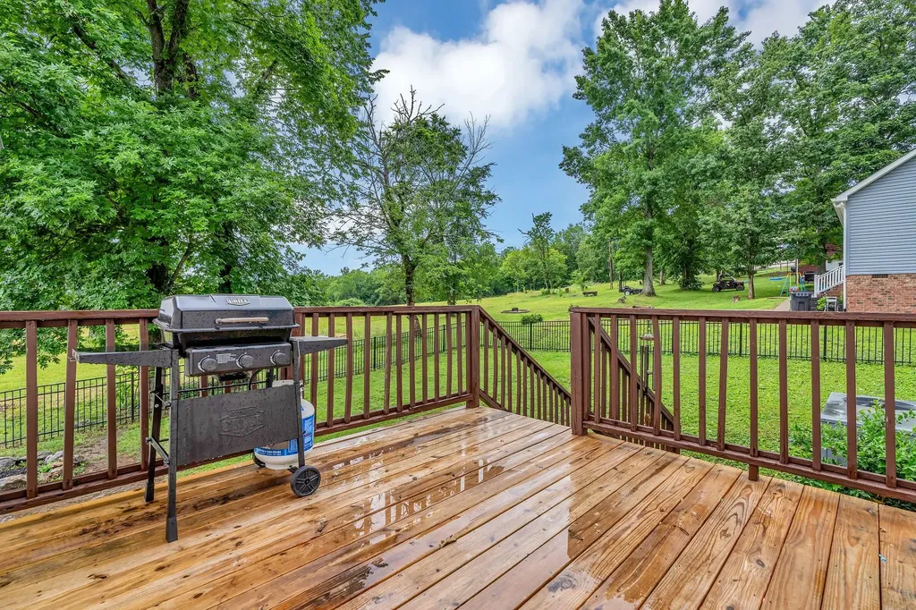 125 Hickory Ridge Lane Hartsville TN 37074