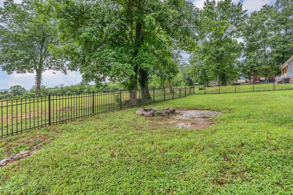 125 Hickory Ridge Lane Hartsville TN 37074