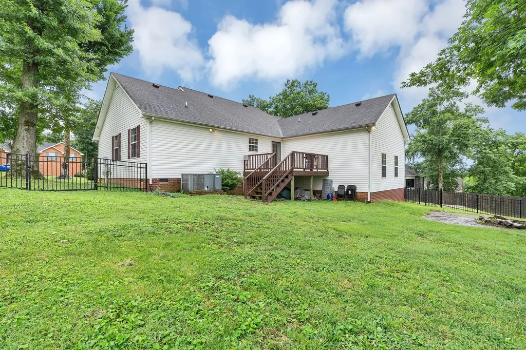 125 Hickory Ridge Lane Hartsville TN 37074