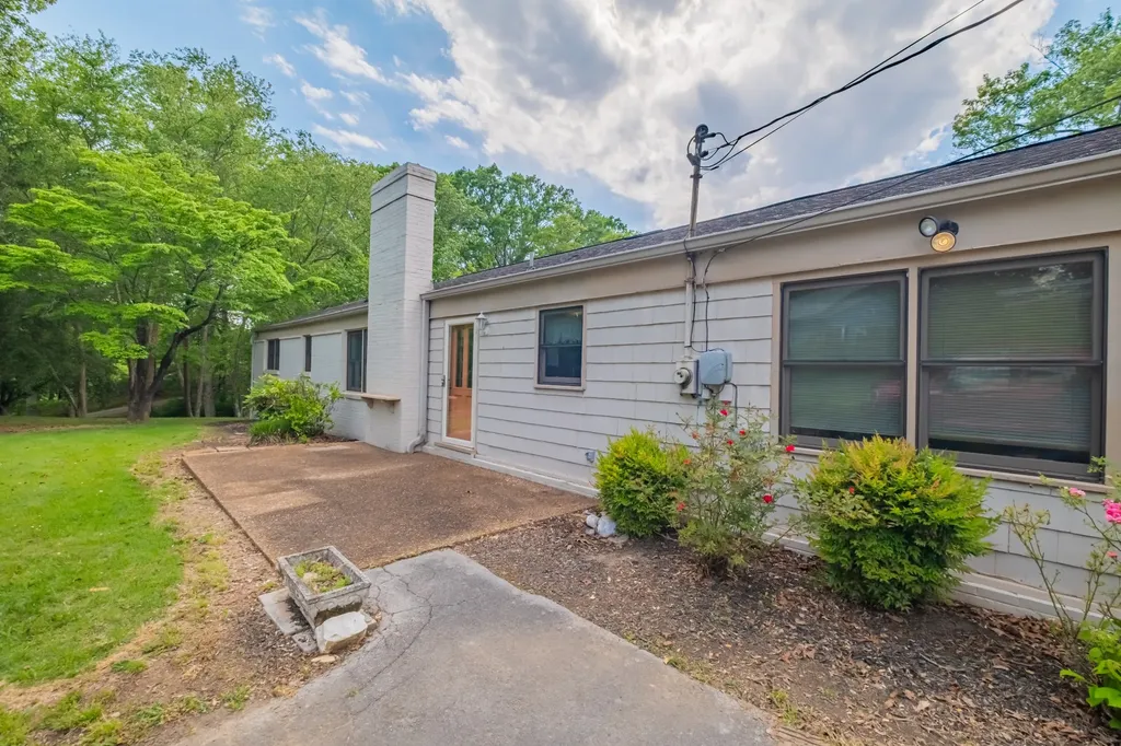 107 Hillwood Lane Mcminnville TN 37110