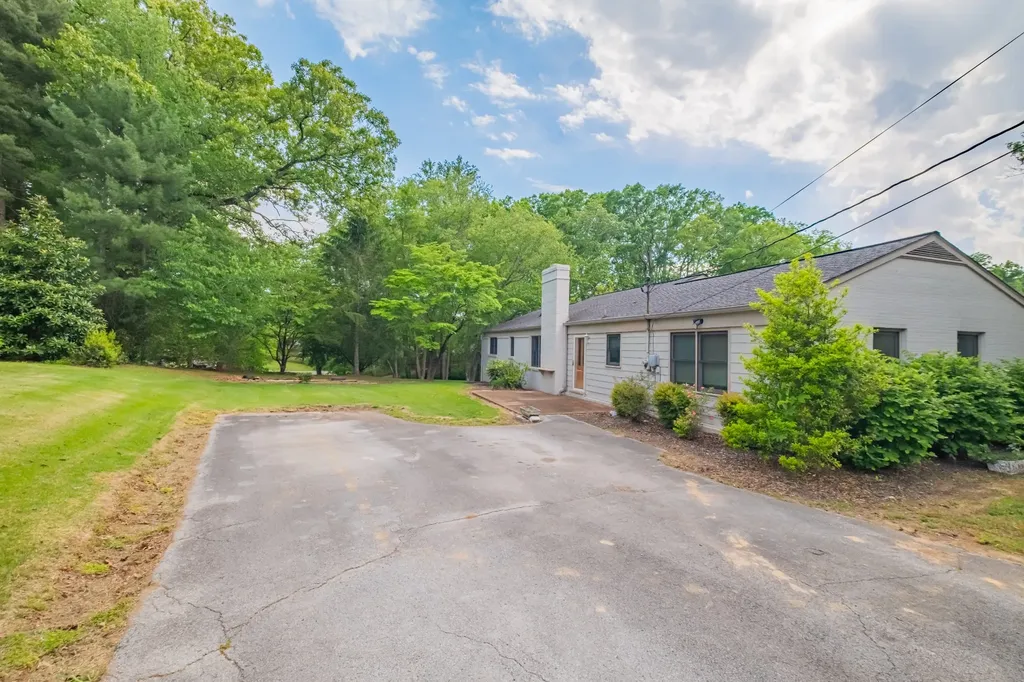 107 Hillwood Lane Mcminnville TN 37110