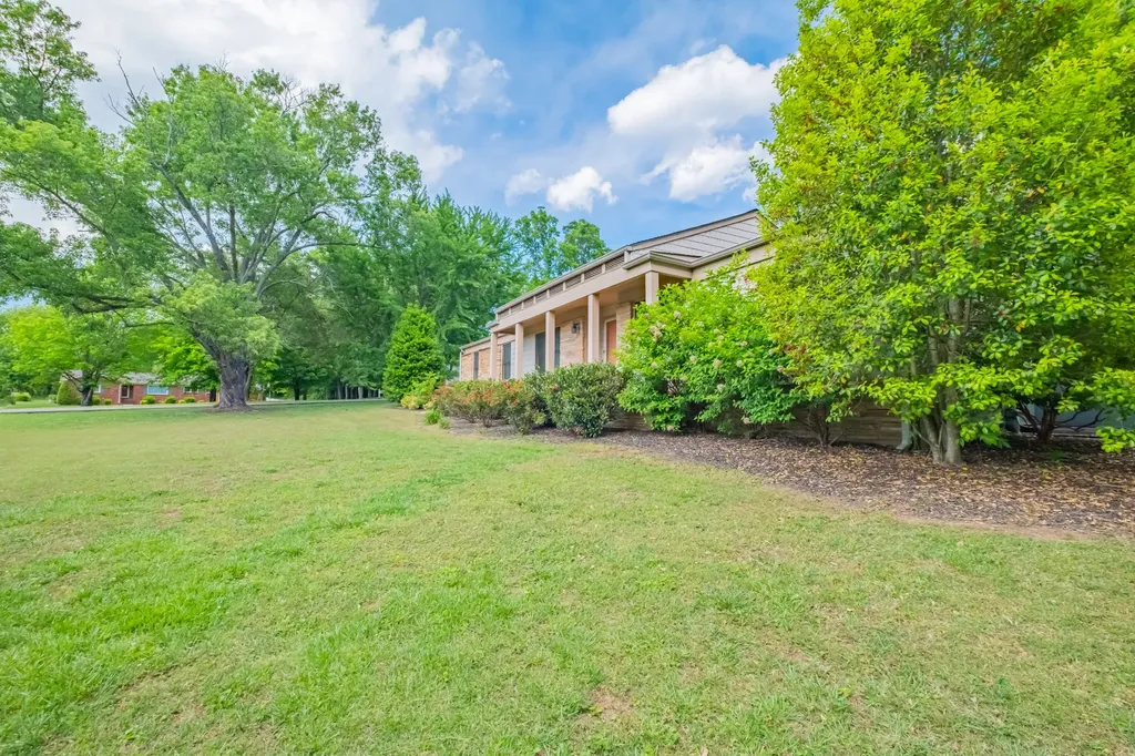 107 Hillwood Lane Mcminnville TN 37110