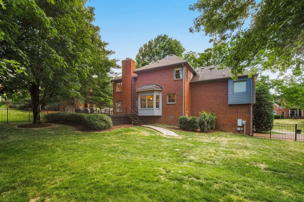 9457 Foothills Drive Brentwood TN 37027