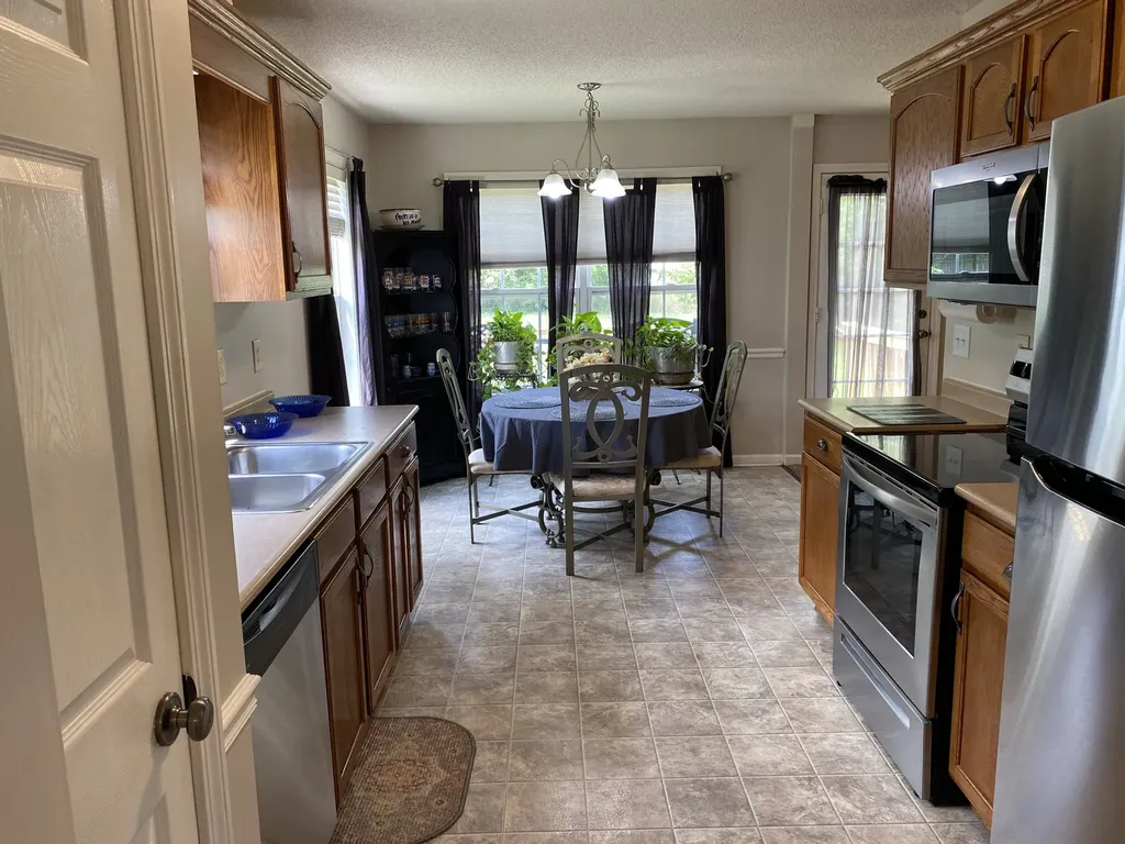 3398 Queensbury Road Clarksville TN 37042