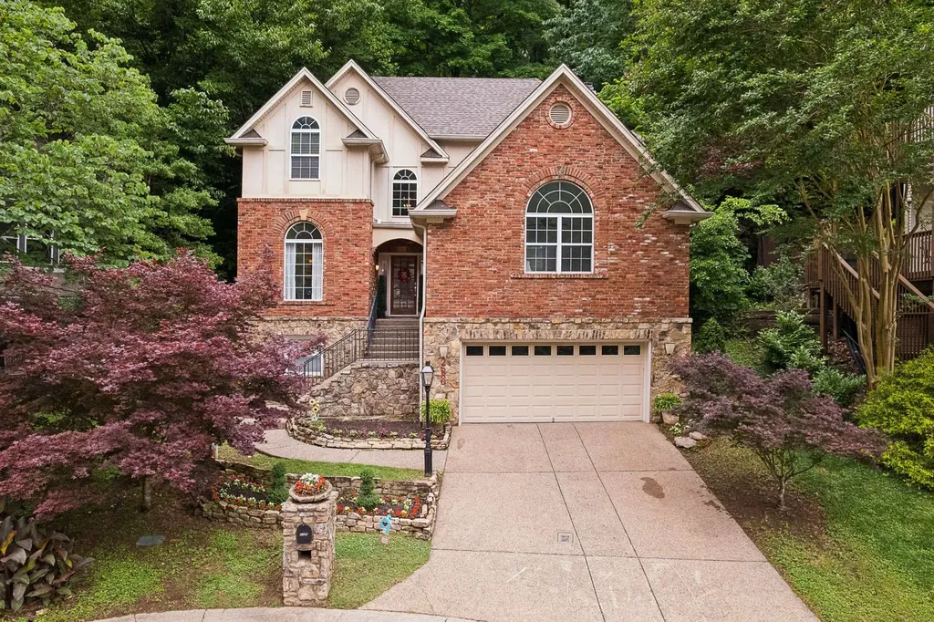 2580 Devon Valley Drive Nashville TN 37221