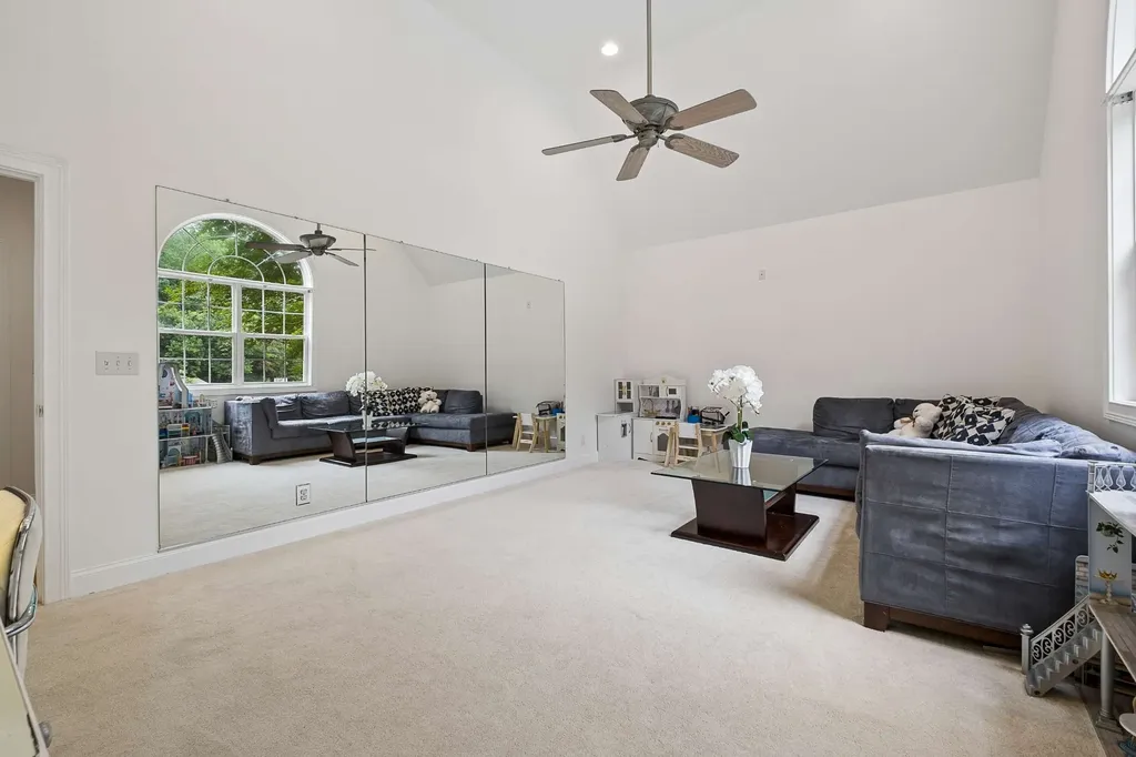 2580 Devon Valley Drive Nashville TN 37221