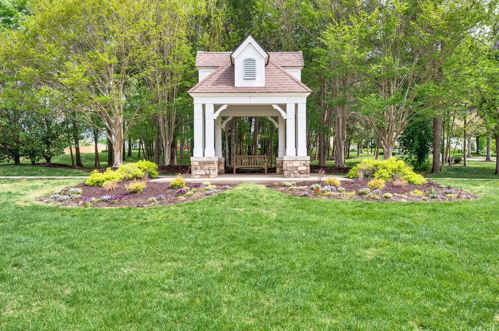 7637 Kemberton Dr, E Nolensville TN 37135