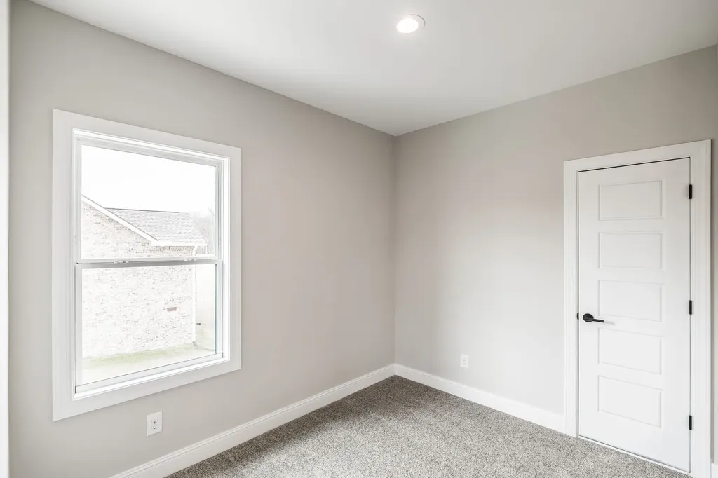 159 S Ray Road Portland TN 37148