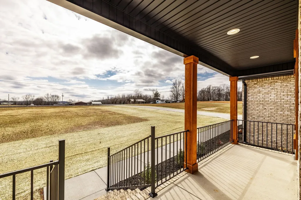 159 S Ray Road Portland TN 37148