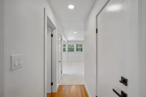 742 Currey Road Nashville TN 37217