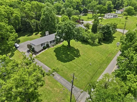 742 Currey Road Nashville TN 37217
