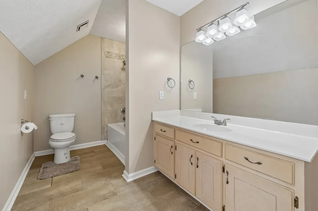 512 Decherd Lane Smyrna TN 37167