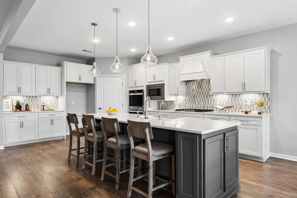 1103 Sumner Grove Spring Hill TN 37174