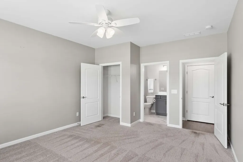 1103 Sumner Grove Spring Hill TN 37174