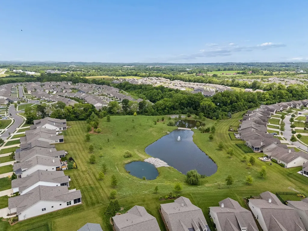 1103 Sumner Grove Spring Hill TN 37174
