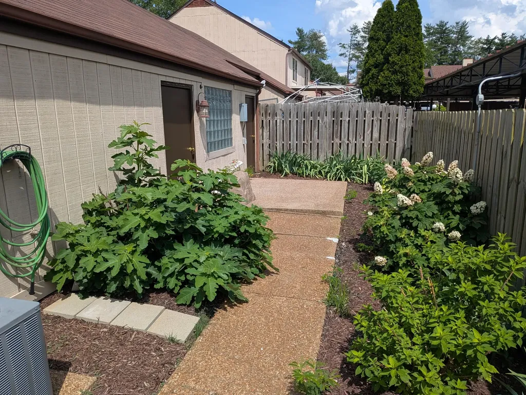 916 Old Fountain Place Hermitage TN 37076