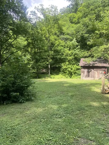 2750 Lyle Hollow Road Palmyra TN 37142