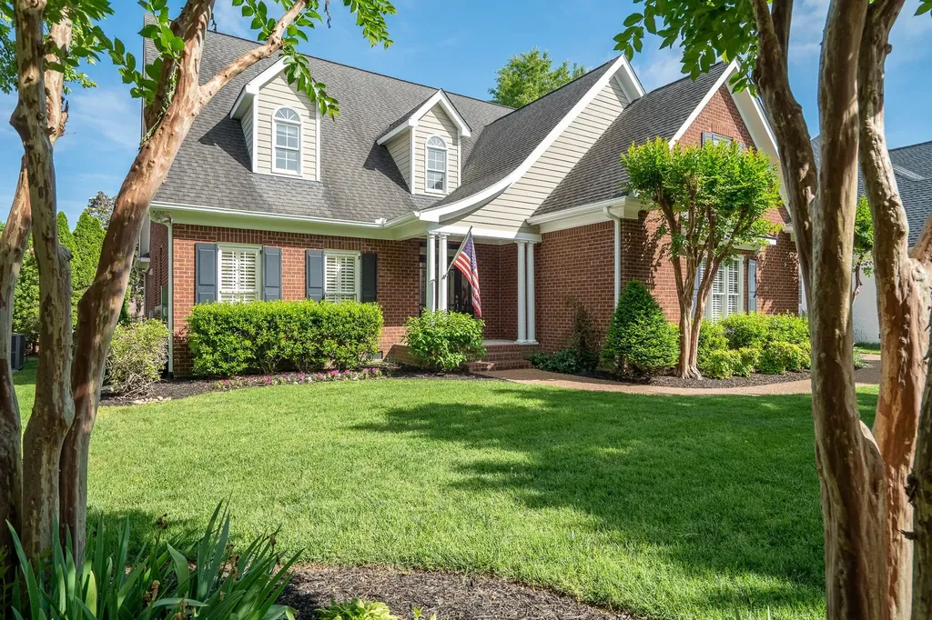 668 Springlake Drive Franklin TN 37064
