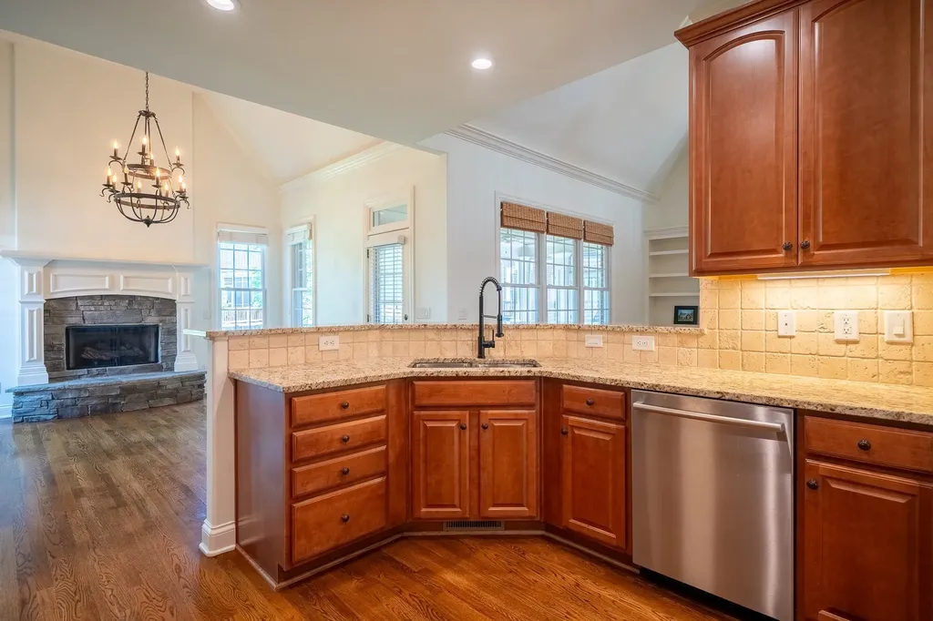 668 Springlake Drive Franklin TN 37064